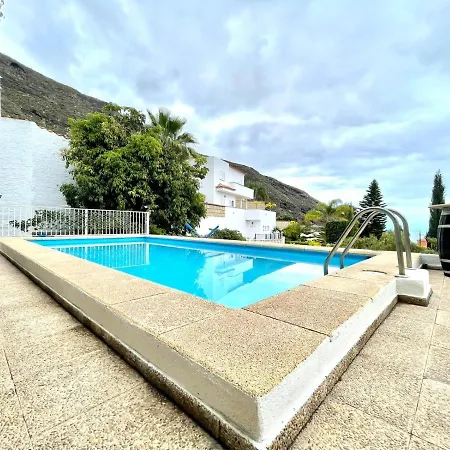 Beautiful House With Wifi, Private Pool And Unforgettable Ocean View In Tenerife Candelaria