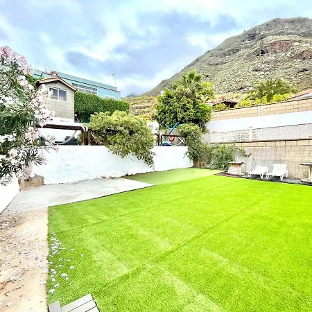 Beautiful House With Wifi, Private Pool And Unforgettable Ocean View In Tenerife Villa