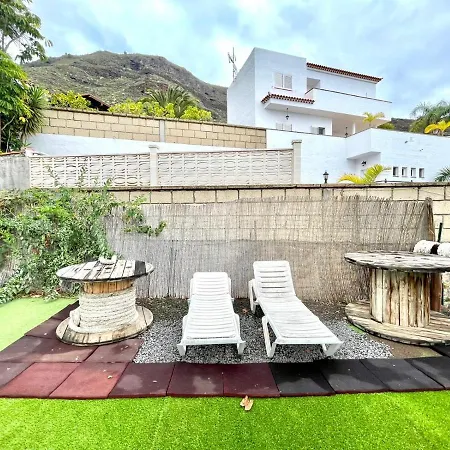 Beautiful House With Wifi, Private Pool And Unforgettable Ocean View In Tenerife