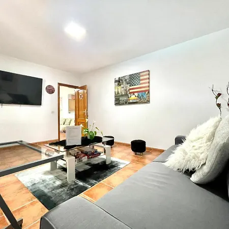Beautiful House With Wifi, Private Pool And Unforgettable Ocean View In Tenerife Вилла Канделария